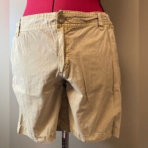Eddie Bauer Light Weight Khaki 100% Cotton Shorts Size 4